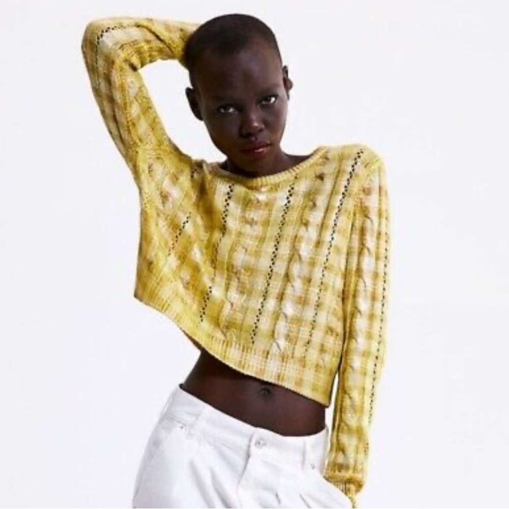 Zara Women’s M Yellow Metallic Effect Subtle Plaid Cable Knit Sweater, Zara Top